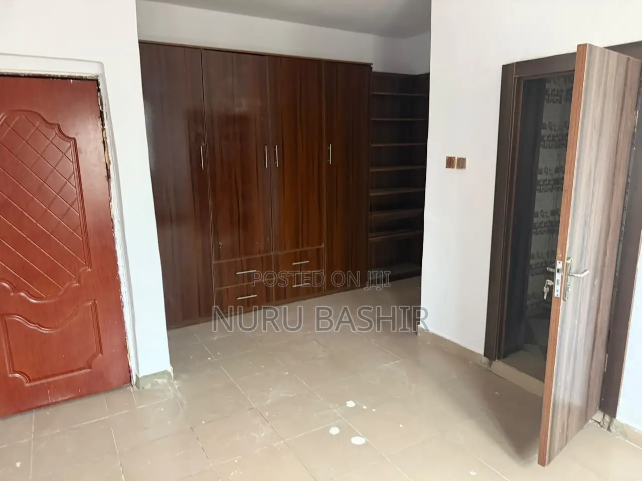 4bdrm Duplex in Jericho for rent