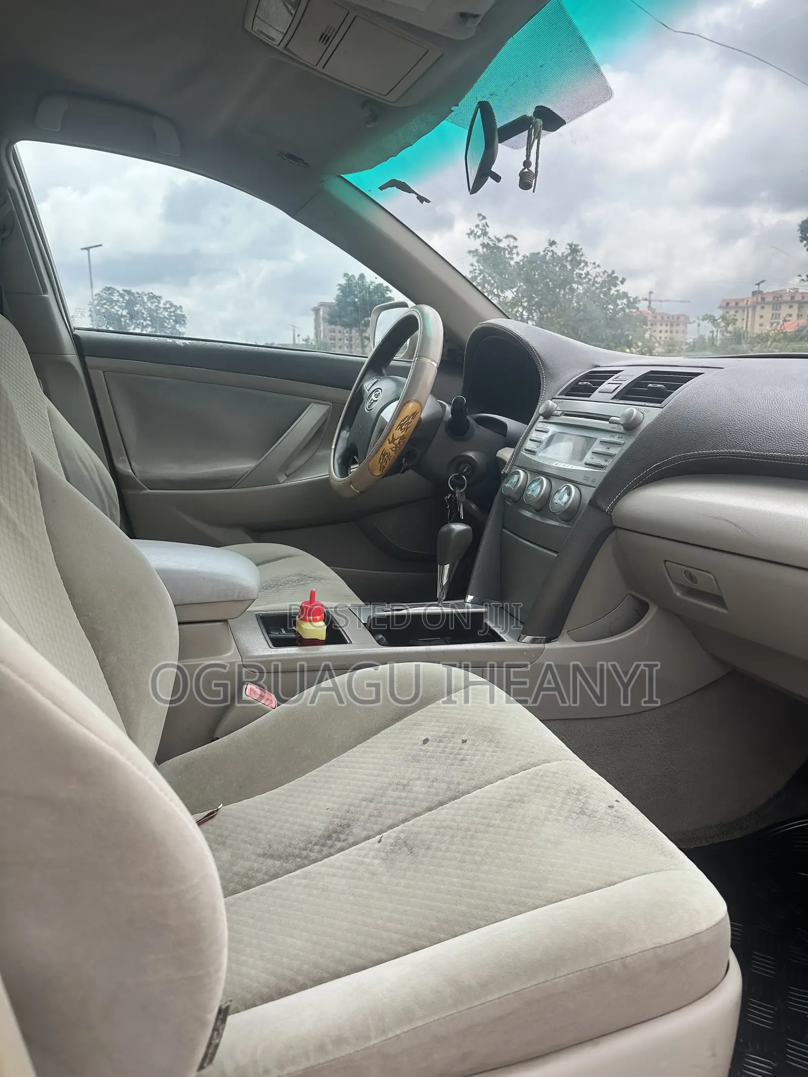 Toyota Camry 2008 Gold
