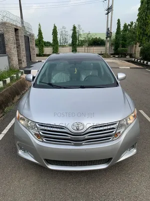 Toyota Venza XLE 2012 Silver