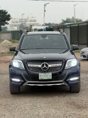 Mercedes-Benz GLK-Class 2014 Black
