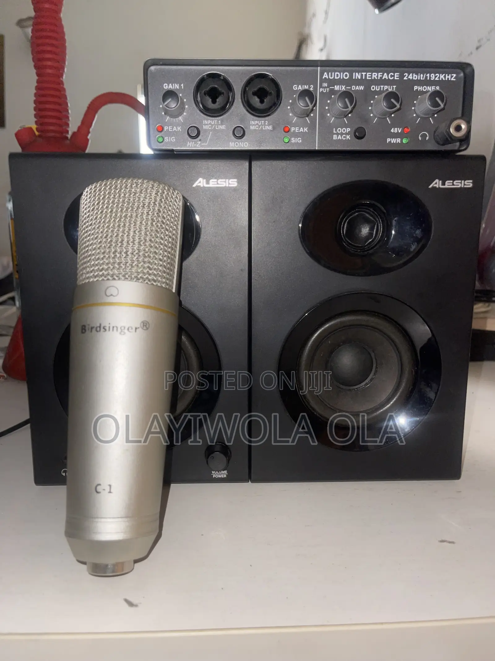 Mini Studio