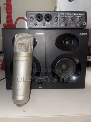Mini Studio