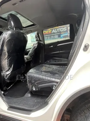 Toyota Highlander Limited 4x2 V6 (3.5L 6cyl 8A) 2017 White