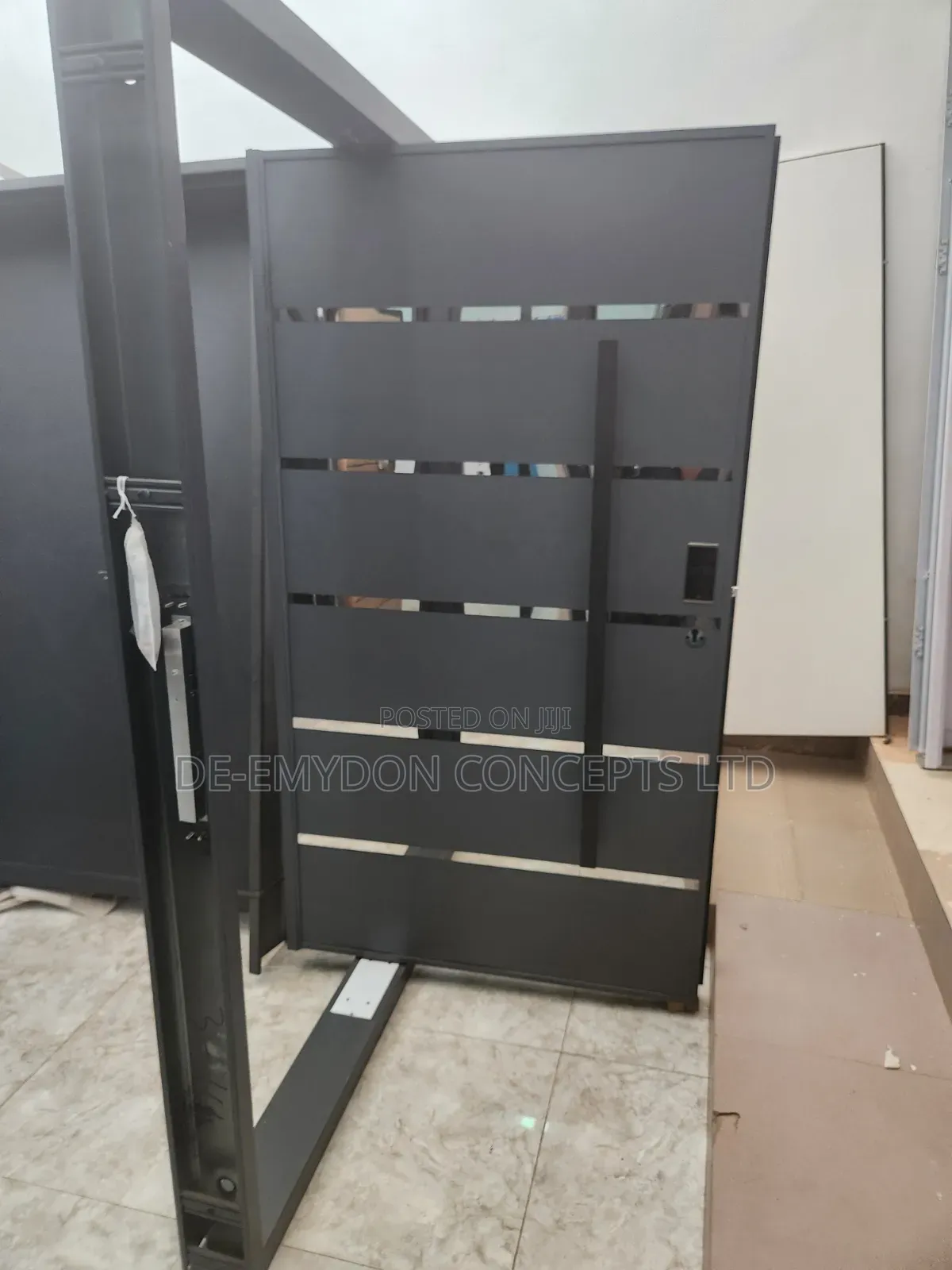 Israeli Madrid Doors