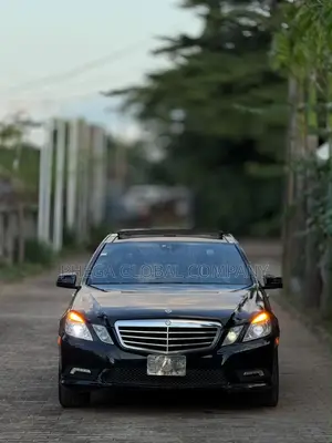 Mercedes-Benz E350 Base 4dr 4Matic Sedan AWD (3.5L 6cyl 7A) 2012 Black