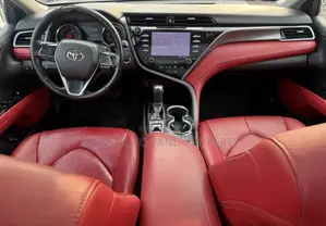 Toyota Camry XSE FWD (2.5L 4cyl 8AM) 2018 Black