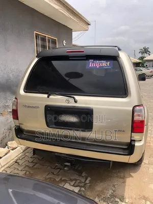 Toyota 4-Runner 2002 Gold