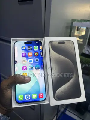 Apple iPhone 15 Pro Max 256 GB Silver