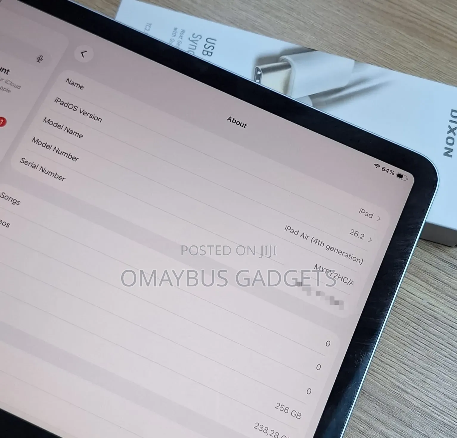 New Apple iPad Air 64 GB Black