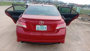 Toyota Camry 2010 Red