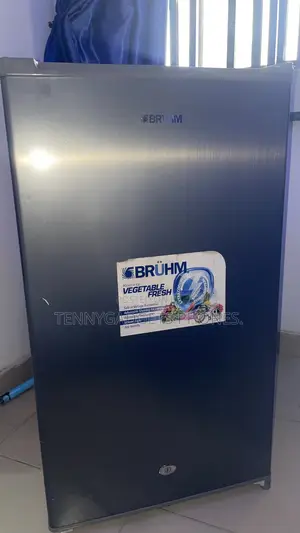 Bruhm 93L Fridge Neatly Used