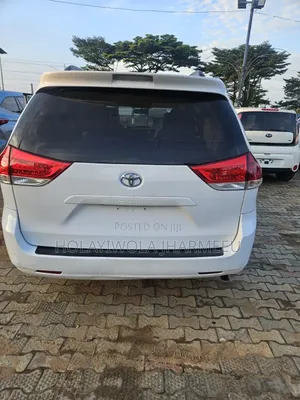Toyota Sienna 2014 White