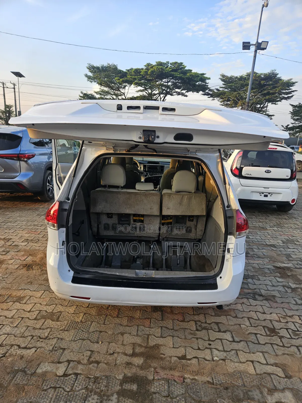 Toyota Sienna 2014 White