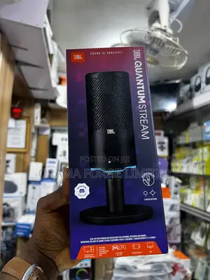 JBL Quantum Stream Microphone