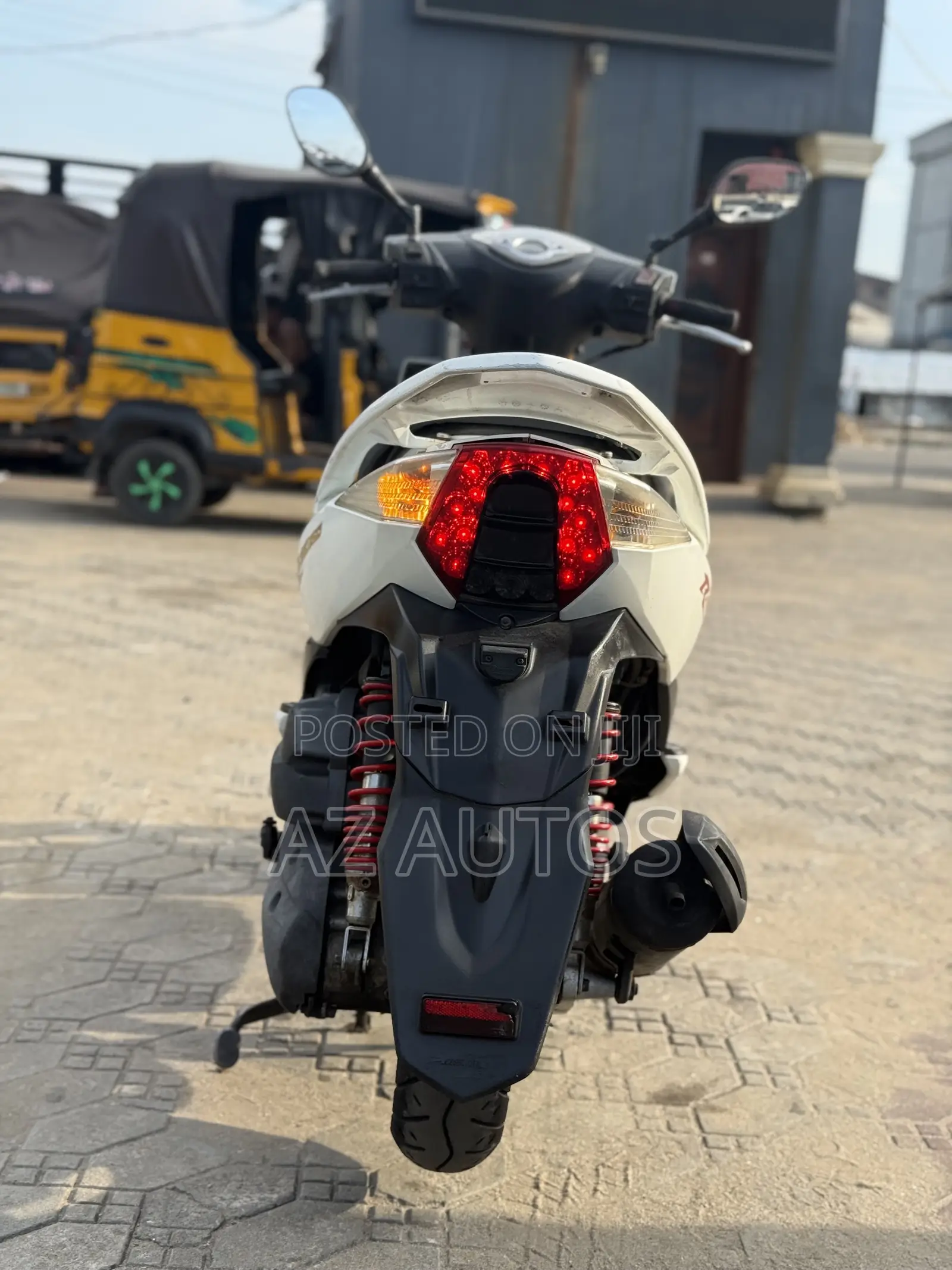 Kymco Xciting 2019 White