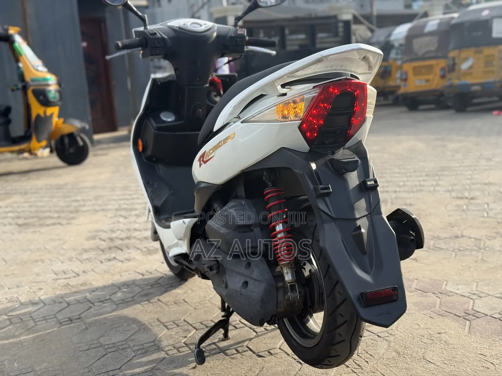 Kymco Xciting 2019 White