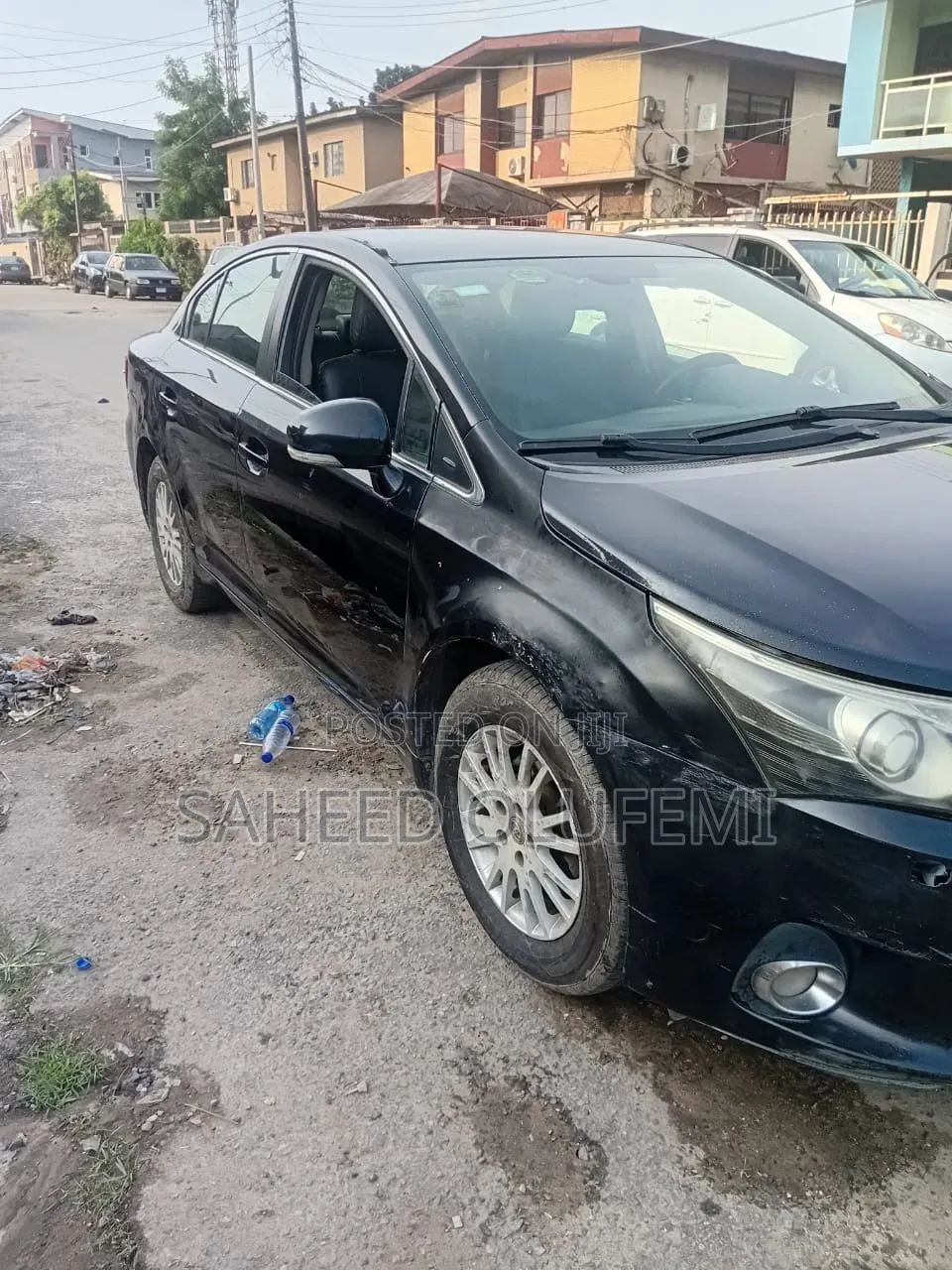 Toyota Avensis 2013 Black