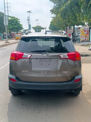 Toyota RAV4 Limited 4dr SUV AWD (2.5L 4cyl 6A) 2015 Gray
