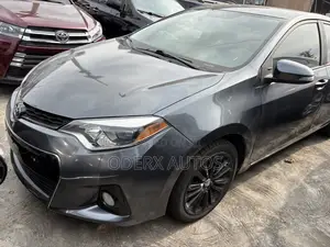 Toyota Corolla S Plus 4dr Sedan (1.8L 4cyl 6M) 2015 Gray