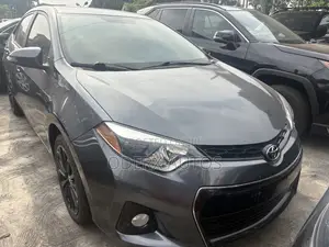 Toyota Corolla S Plus 4dr Sedan (1.8L 4cyl 6M) 2015 Gray