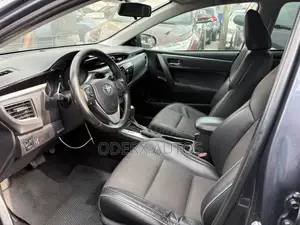 Toyota Corolla S Plus 4dr Sedan (1.8L 4cyl 6M) 2015 Gray