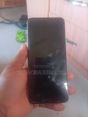 Samsung Galaxy A22 5G 64 GB White