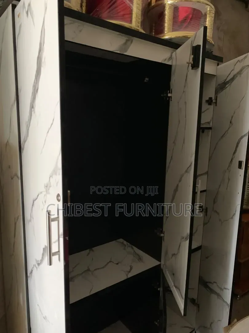 4by6ft Wooden Three Door Wardrobe