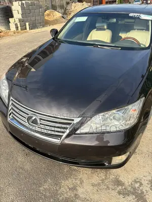 Lexus ES 2012