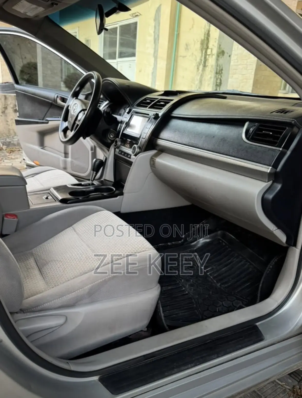 Toyota Camry 2013 Silver