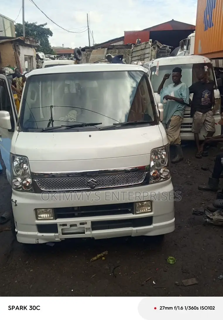 Suzuki Every 2015 White