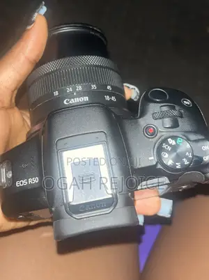 Canon Eos R50