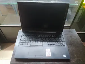 Laptop Dell Latitude 15 5580 8GB Intel Core i5 SSD 160GB