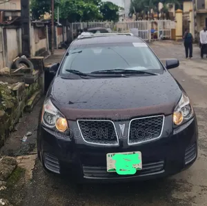 Pontiac Vibe 2010 Gray