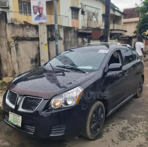 Pontiac Vibe 2010 Gray