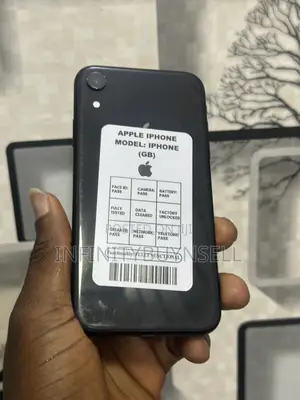 Apple iPhone XR 64 GB Black