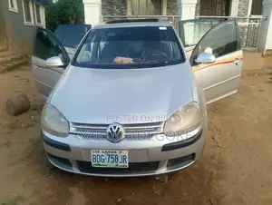 Volkswagen Golf 2004 Silver