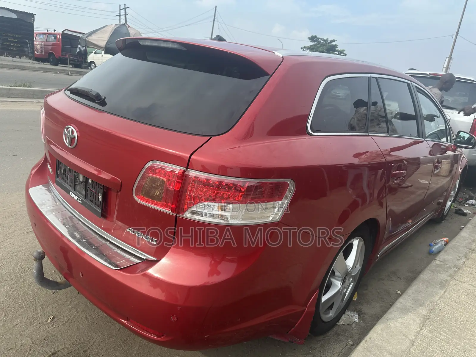 Toyota Avensis 2.0 Advanced Automatic 2011 Red