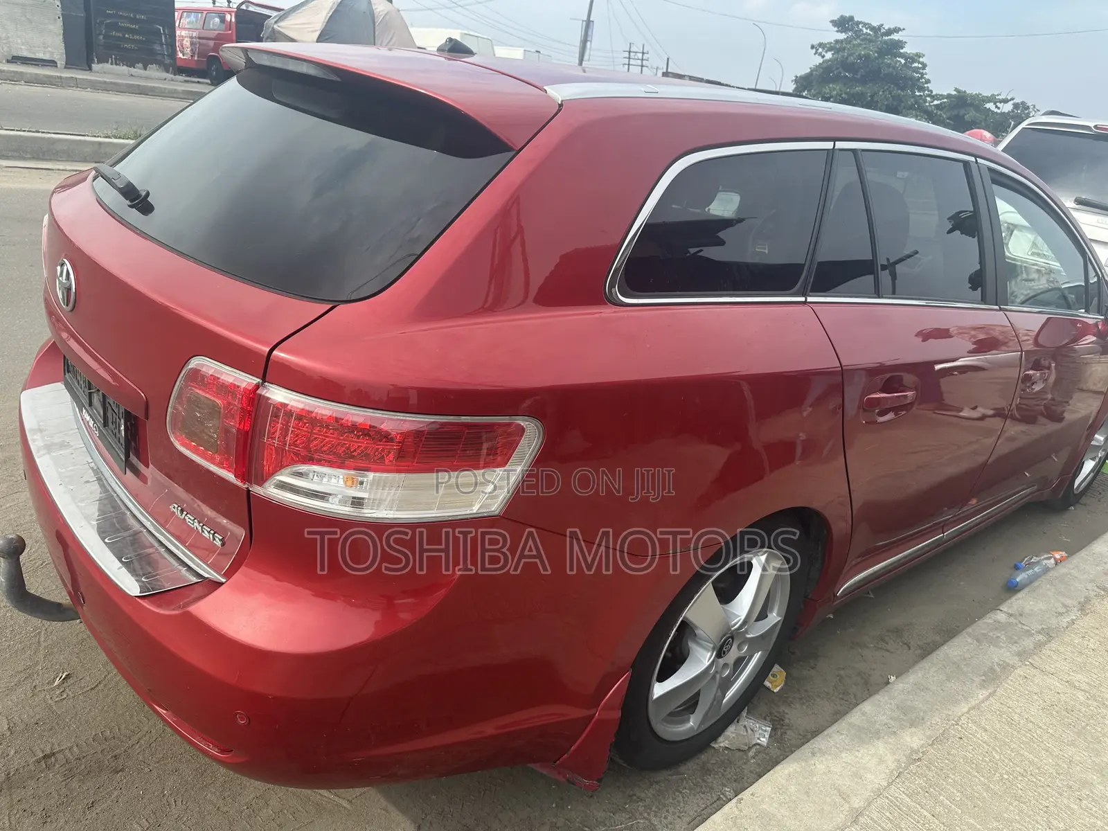 Toyota Avensis 2.0 Advanced Automatic 2011 Red