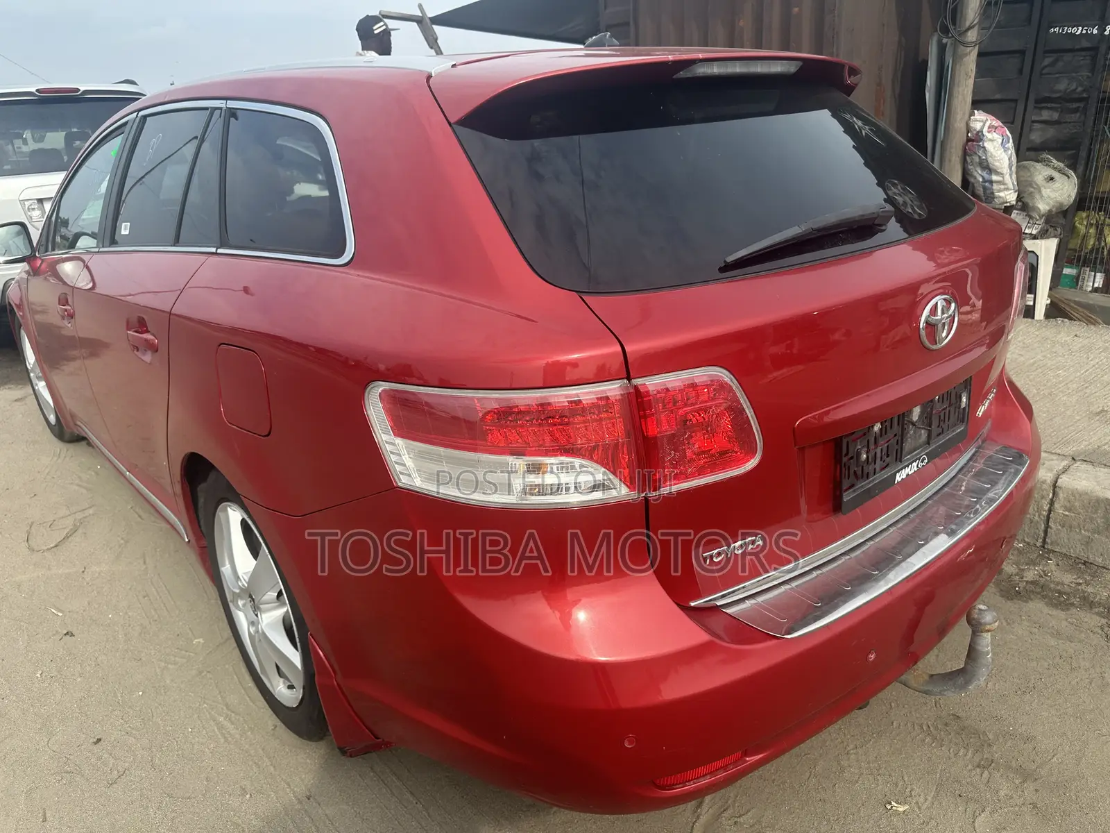 Toyota Avensis 2.0 Advanced Automatic 2011 Red
