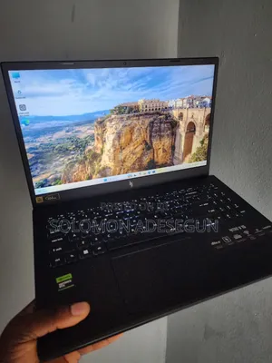 Laptop Acer Nitro V 15 16GB Intel Core i7 SSD 512GB
