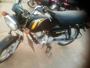 Bajaj Boxer BM100ES 2020 Red