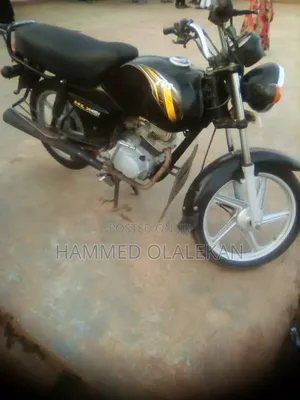 Bajaj Boxer BM100ES 2020 Red