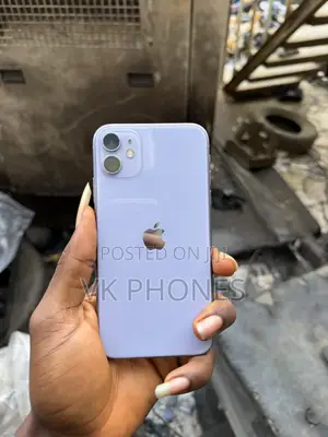 Apple iPhone 11 64 GB Purple