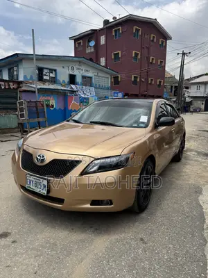 Toyota Camry LE 4dr Sedan (2.4L 4cyl 5A) 2008 Gold