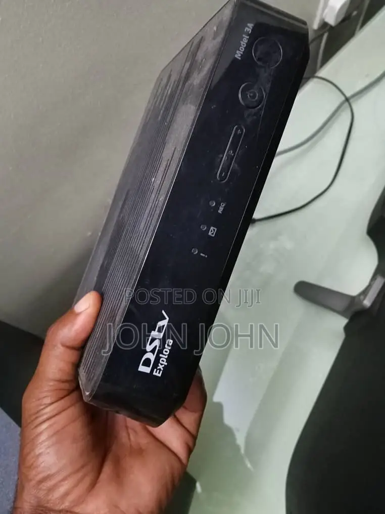 DSTV Decoder