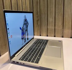 Laptop HP ZBook Firefly 16 G10 32GB Intel Core Ultra 7 SSD 512GB