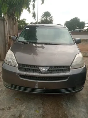 Toyota Sienna XLE 2005 Gray