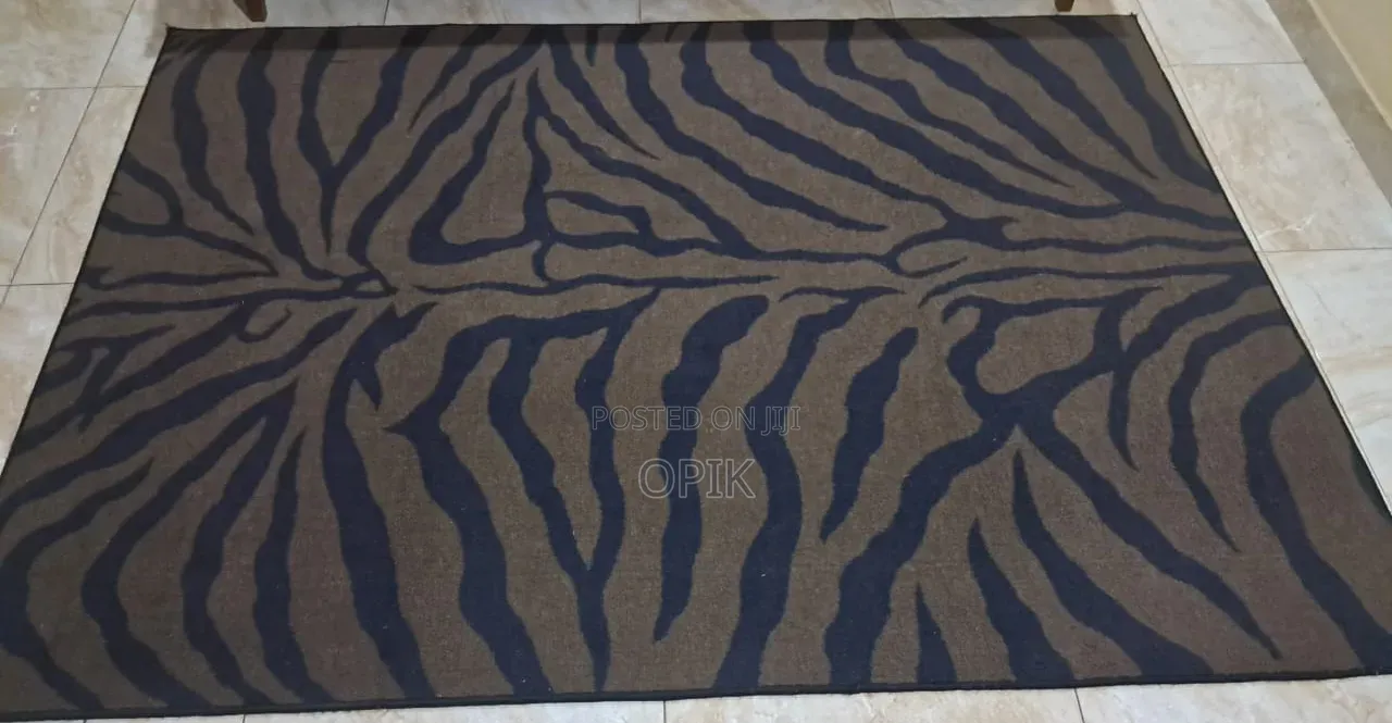 Centre Rug 7 by 7