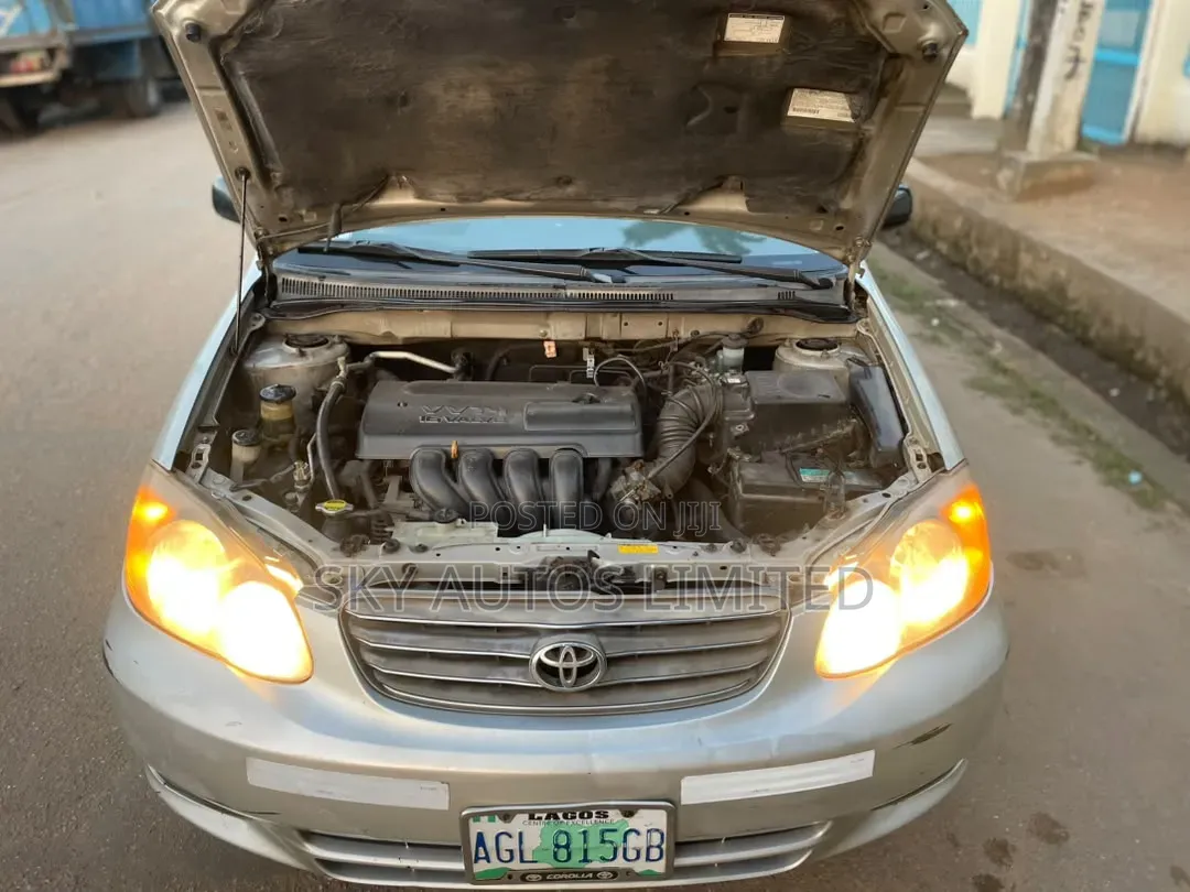 Toyota Corolla Sedan 2003 Silver
