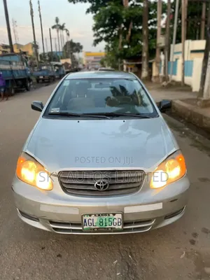 Toyota Corolla Sedan 2003 Silver